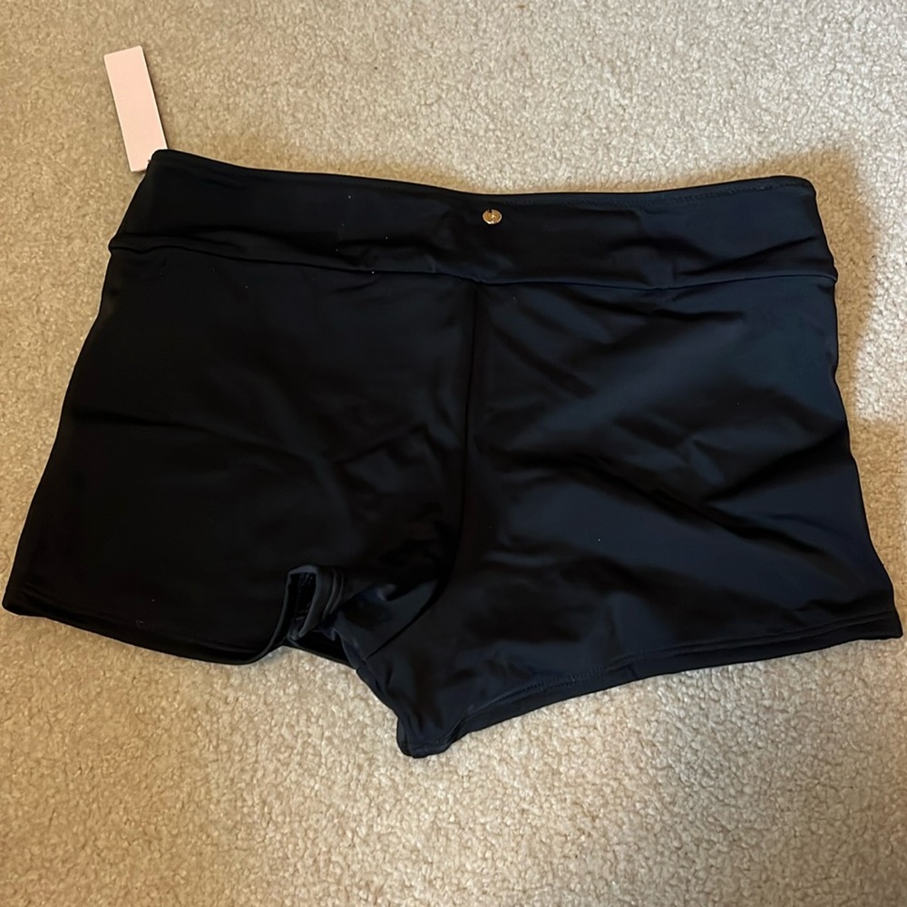 Victoria secrets swim shirts size medium/medium new with tags no smoke home